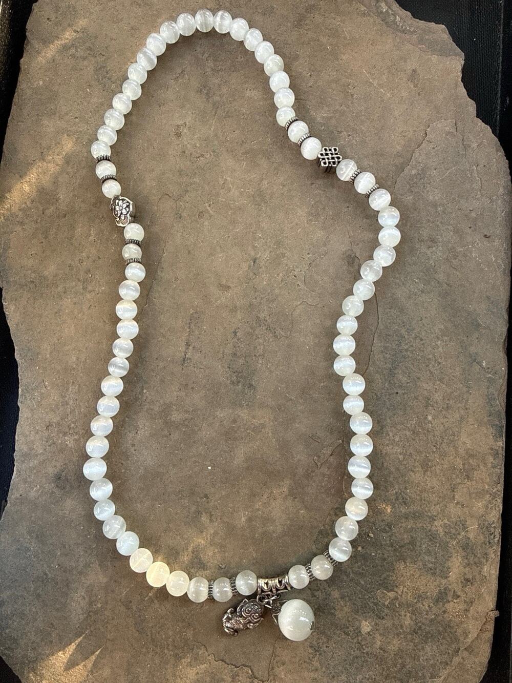 Vintage White Cat Eye Beaded Mala Necklace Silver Pixiu Endless Knot Charm 21"